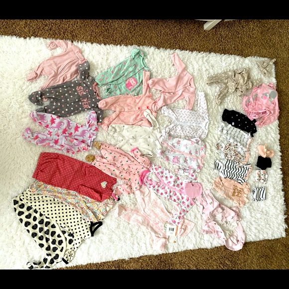 Preemie baby girl lot - Picture 1 of 9
